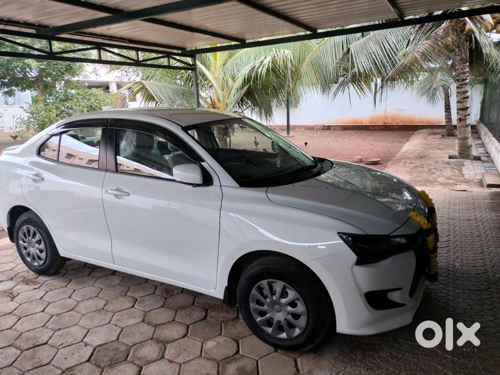 Maruti Suzuki Dzire 1.2 Vxi Cng, 2025, Cng & Hybrids