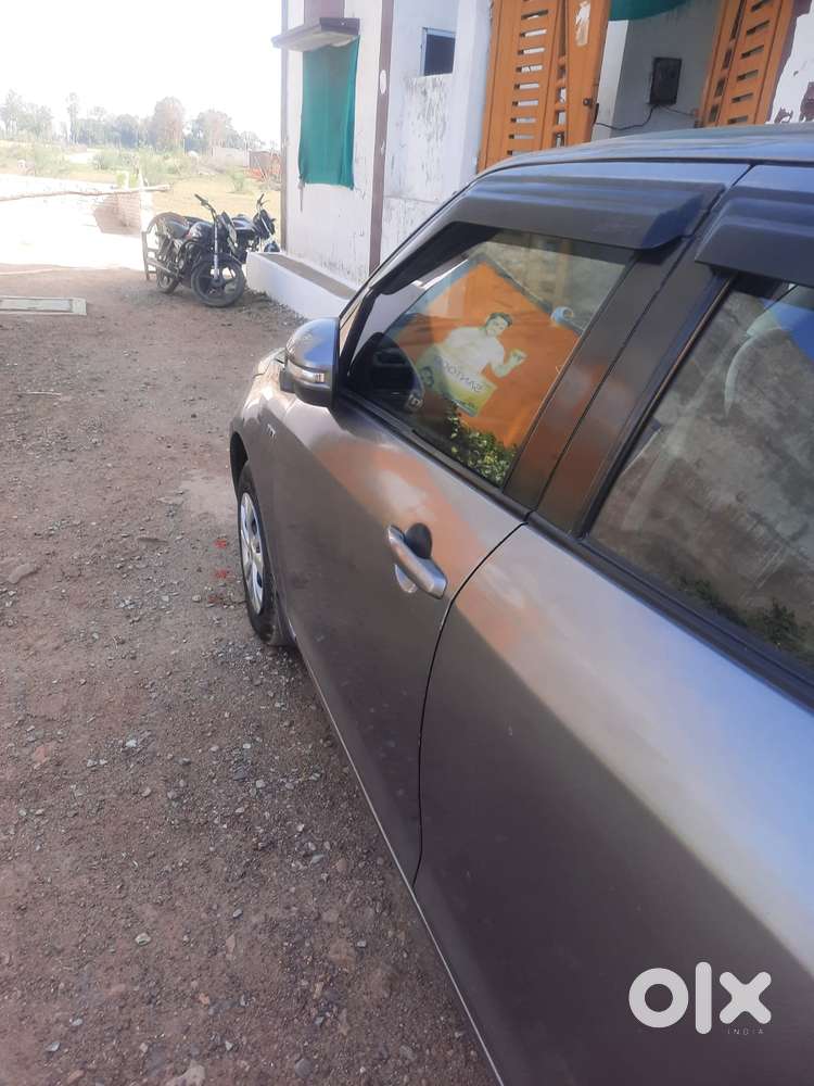 Maruti Suzuki Swift 1.2 Vxi (o), 2017, Petrol