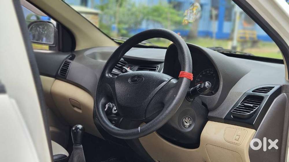 Hyundai Eon Era, 2017, Petrol