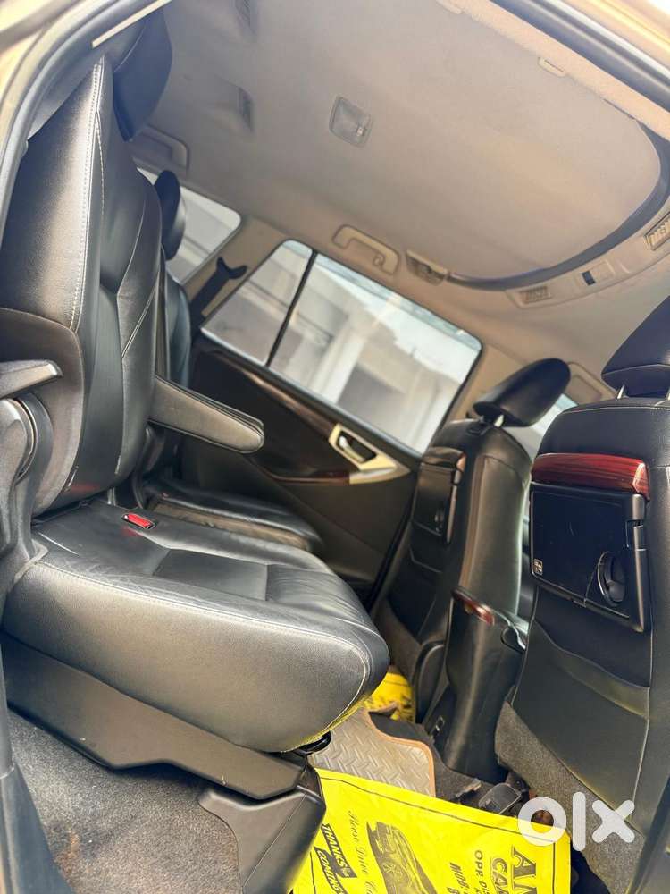 Toyota Innova Crysta 2.4 Z 7 Str, 2016, Diesel