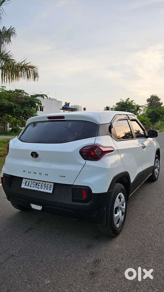Tata Punch Pure Icng, 2025, Petrol