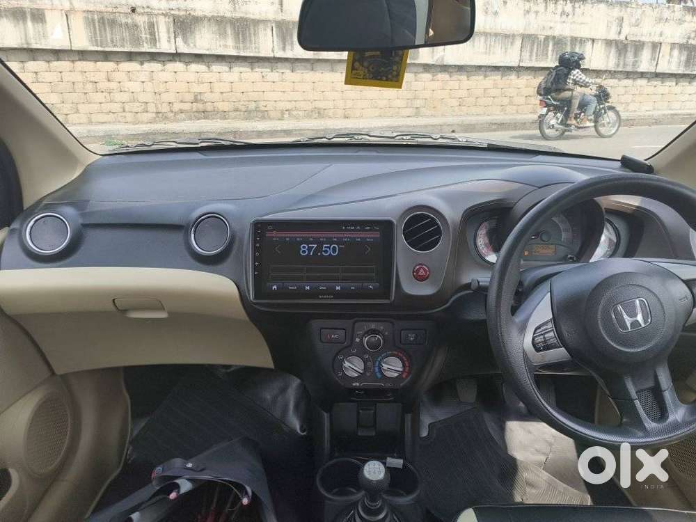 Honda Brio 2013-2016 V Mt, 2013, Petrol