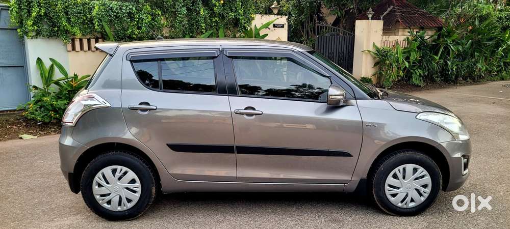 Maruti Suzuki Swift Vxi Optional, 2017, Petrol