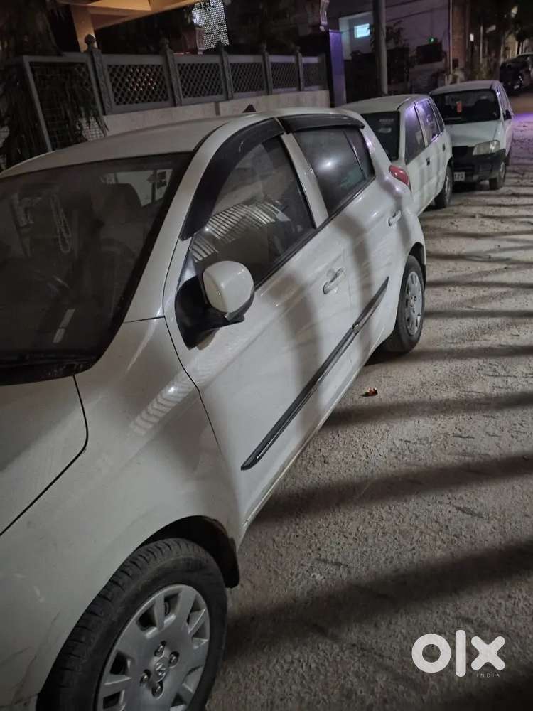 Brand New Car No Damge With Ac