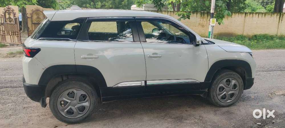 Maruti Suzuki Brezza 1.5 Lxi Cng, 2024, Cng & Hybrids