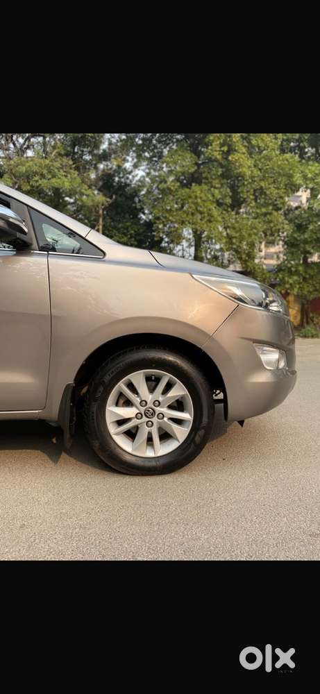 Toyota Innova Crysta 2017