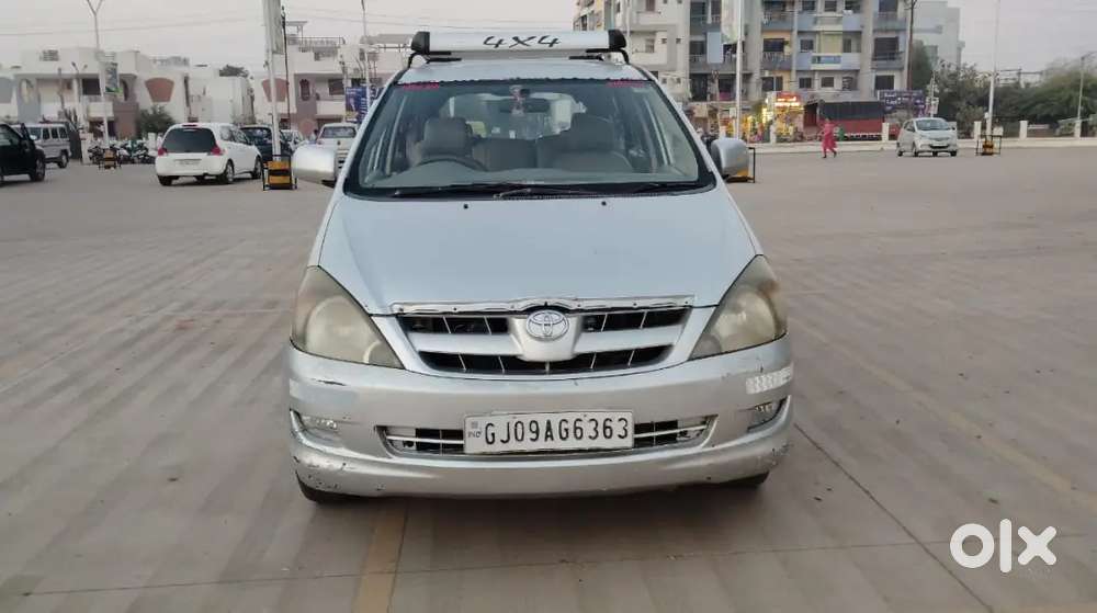 Toyota Innova 2012 Diesel 154000 Km Driven