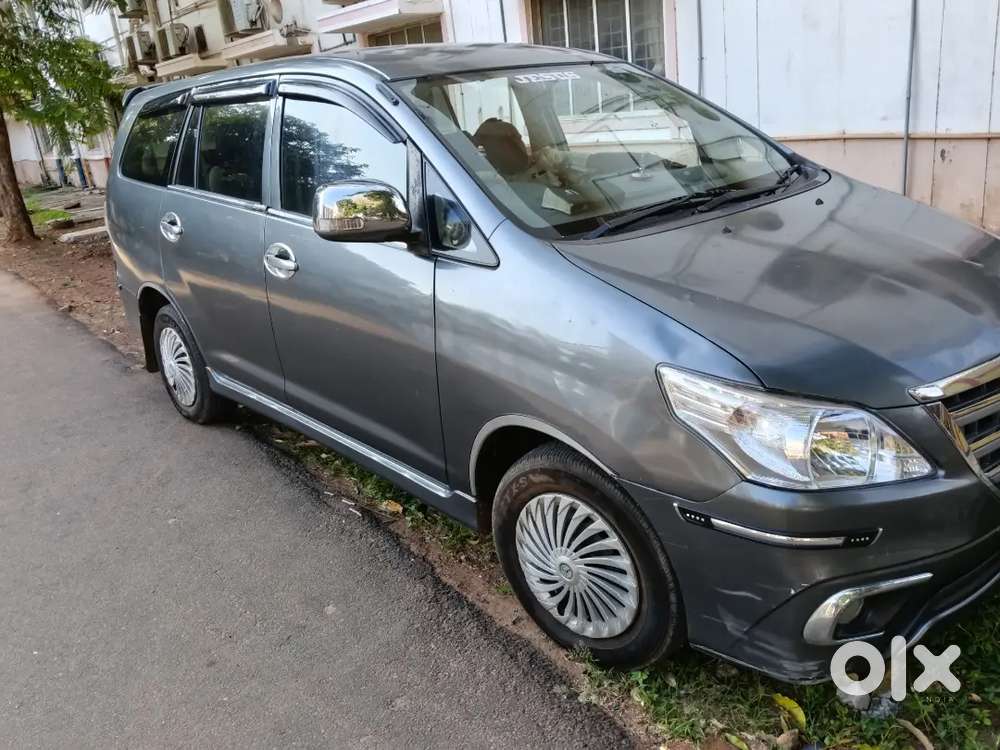 Toyota Innova 2.0 Vx Petrol 2009