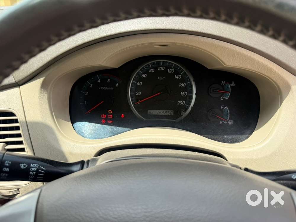 Toyota Innova Diesel 122000 Km Driven
