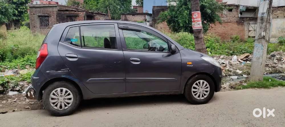 Hyundai I10 Sportz 2016 Variant Petrol