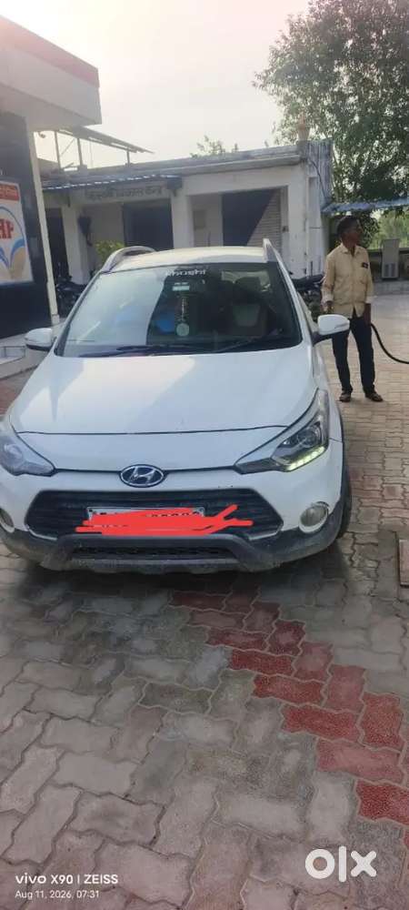 Hyundai I20 Active 2017 Petrol 90000 Km