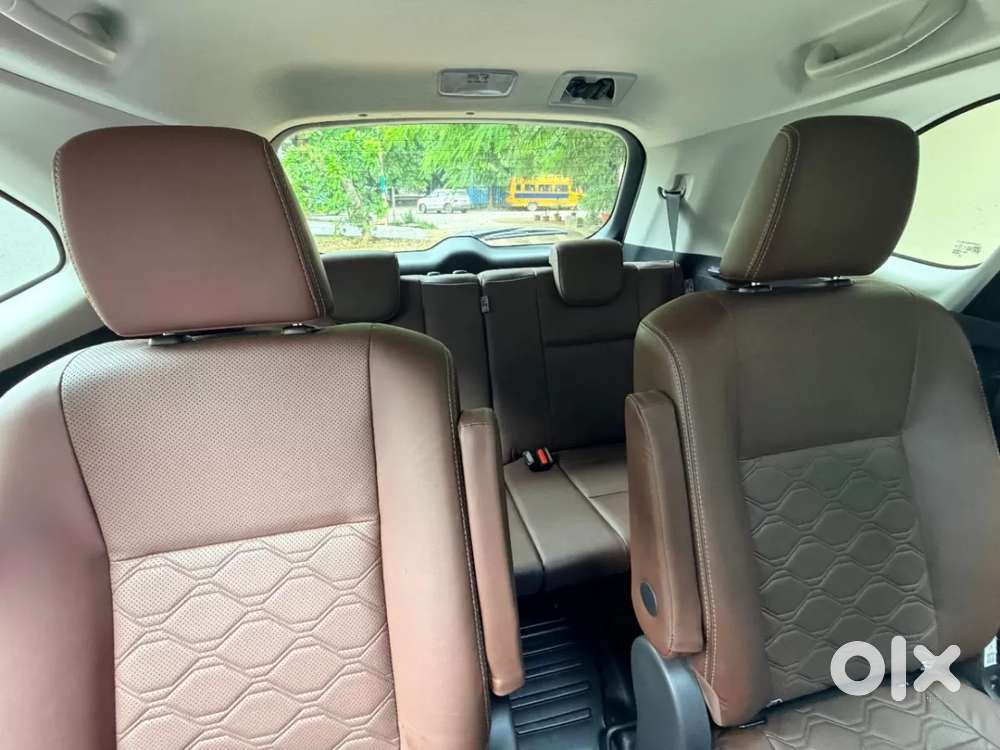 Toyota Innova Hycross, 2026, Petrol