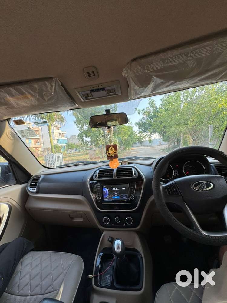 Mahindra Tuv 300 2019
