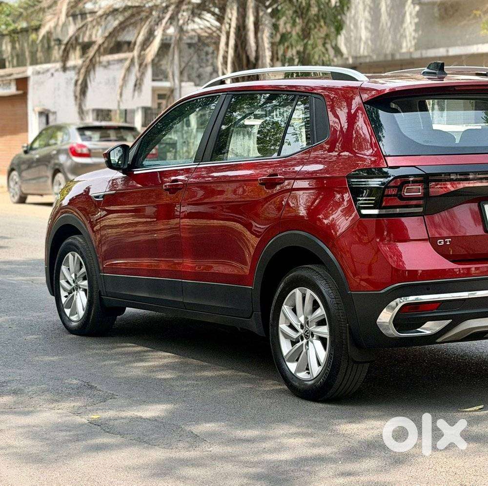 Volkswagen Taigun 1.0 Tsi Highline At, 2022, Petrol