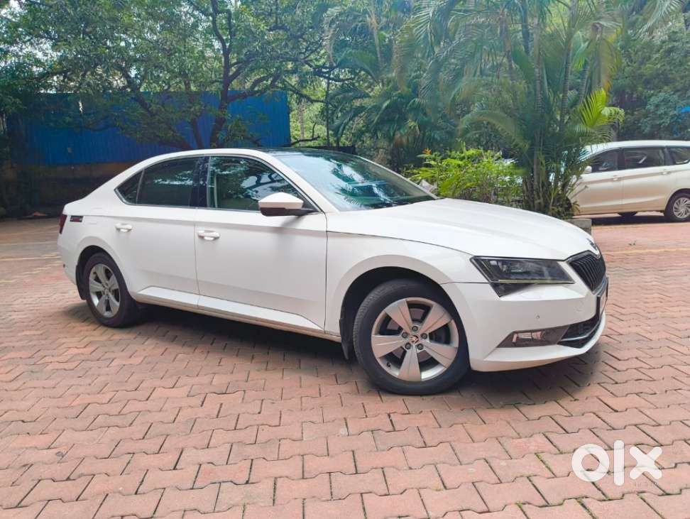 Skoda Superb Style 1.8 Tsi At, 2016, Petrol