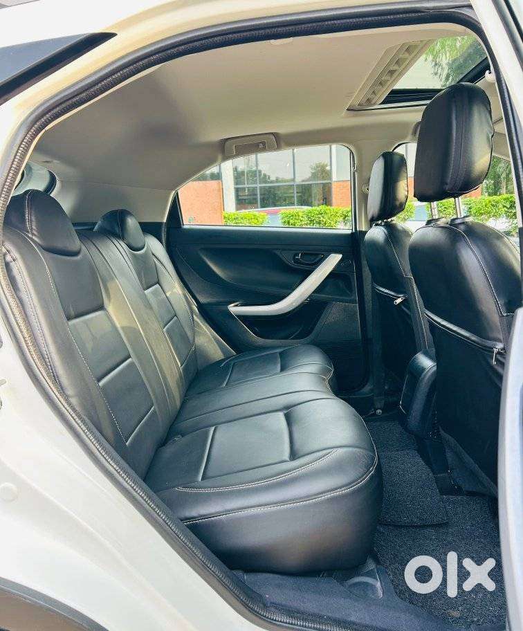 Tata Nexon 1.5 Revotorq Xma Amt (s), 2022, Petrol