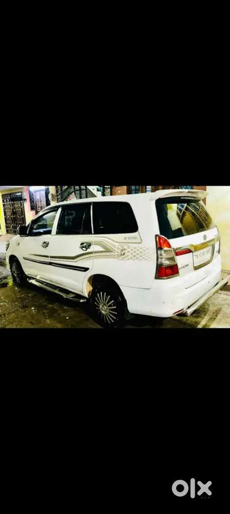 Toyota Innova 2013 Diesel 23000 Km Driven