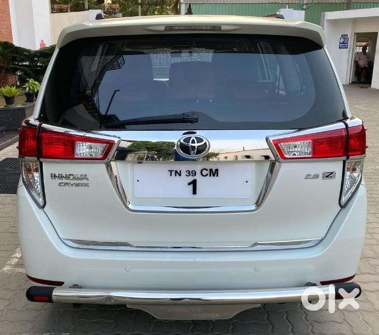 Toyota Innova Crysta 2.8z Automatic, 2017, Diesel