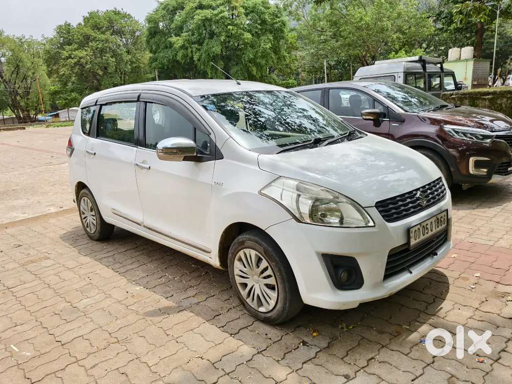 Maruti Suzuki Ertiga 2015 Diesel 120000 Km Driven