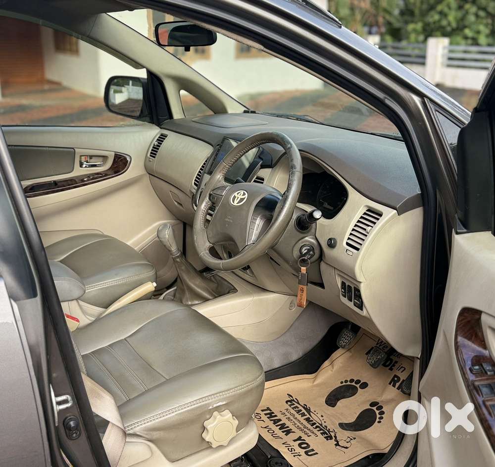 Toyota Innova 2.5 Vx 8 Str, 2012, Diesel