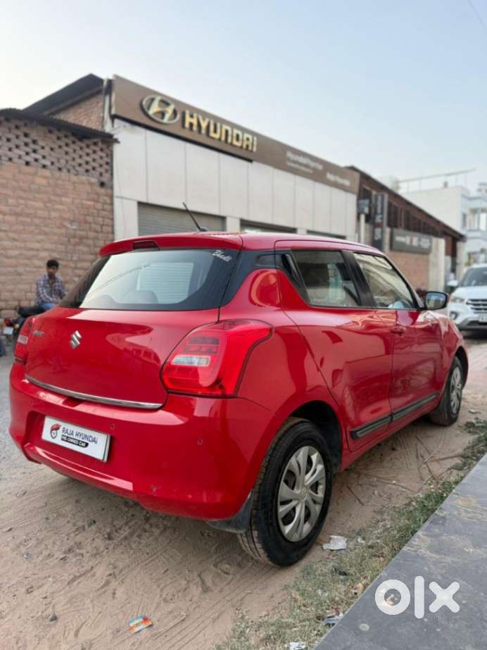 Maruti Suzuki Swift Vxi + Manual, 2019