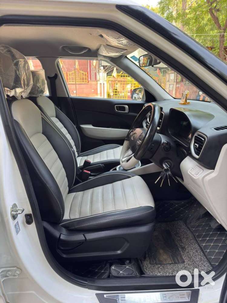Hyundai Venue S 1.2 Petrol, 2023, Petrol
