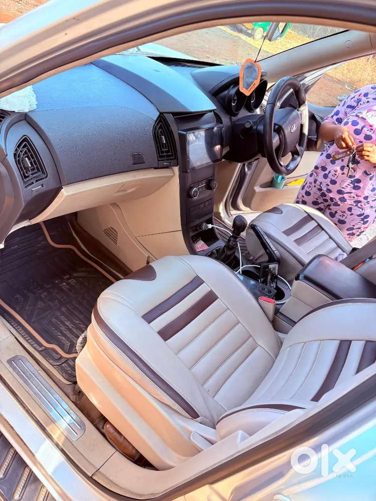 Mahindra Xuv500 2016 Diesel 137718 Km Driven