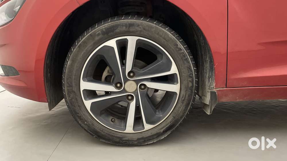 Tata Altroz Xz, 2022, Petrol