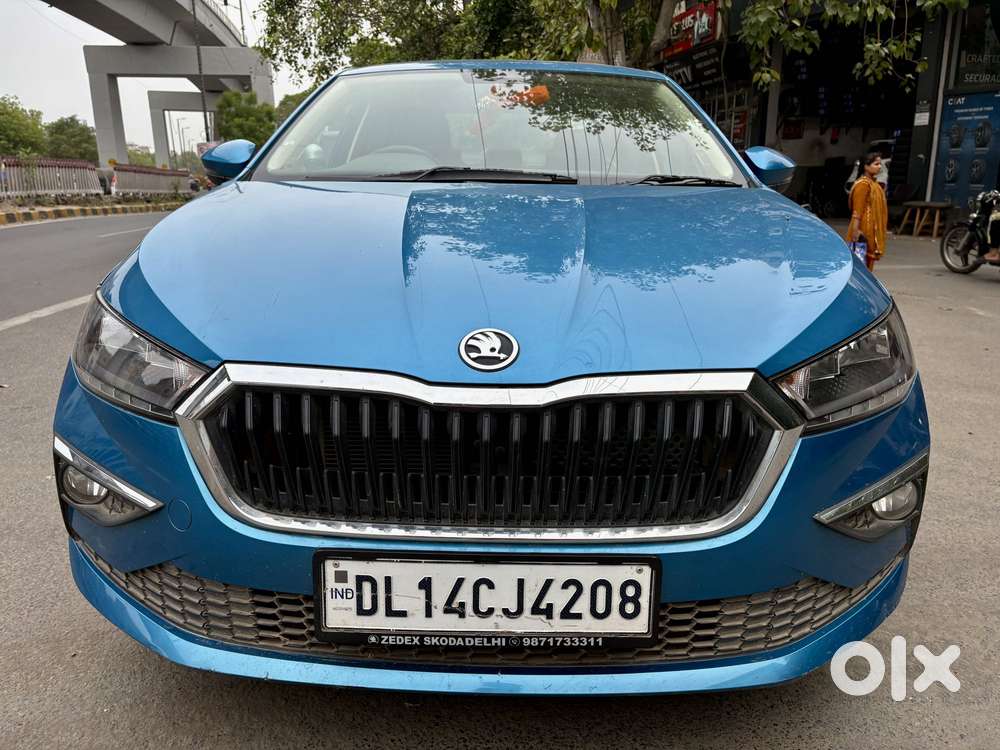 Skoda Slavia Ambition 1.0l Tsi At, 2024, Petrol