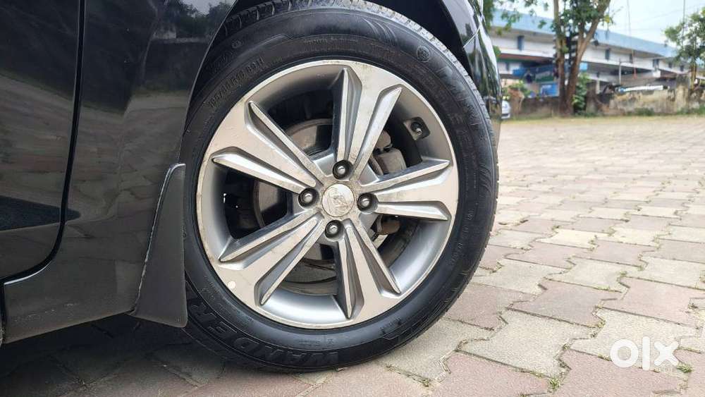 Hyundai Verna Sx(o) Petrol At, 2019, Petrol