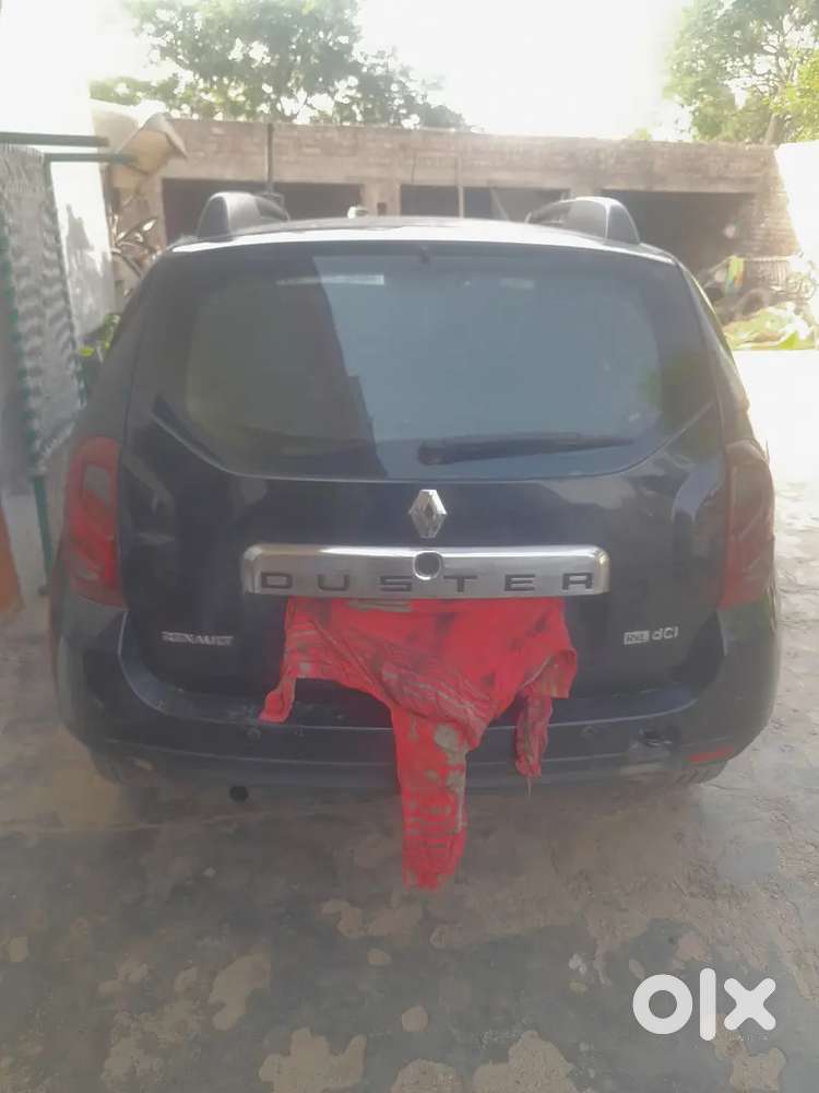 Duster 2014 Z Black In Good Condition