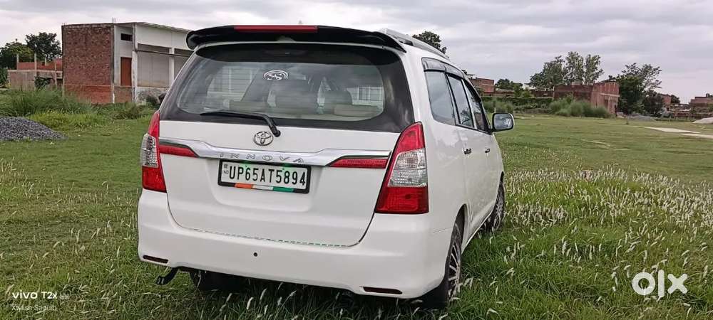 Toyota Innova Petrol Manual 2010 Car
