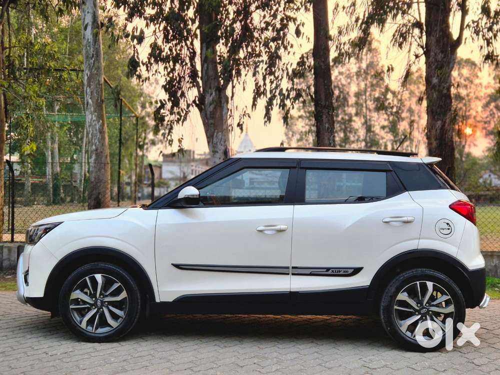 Mahindra Xuv300 W8 Option, 2022, Petrol