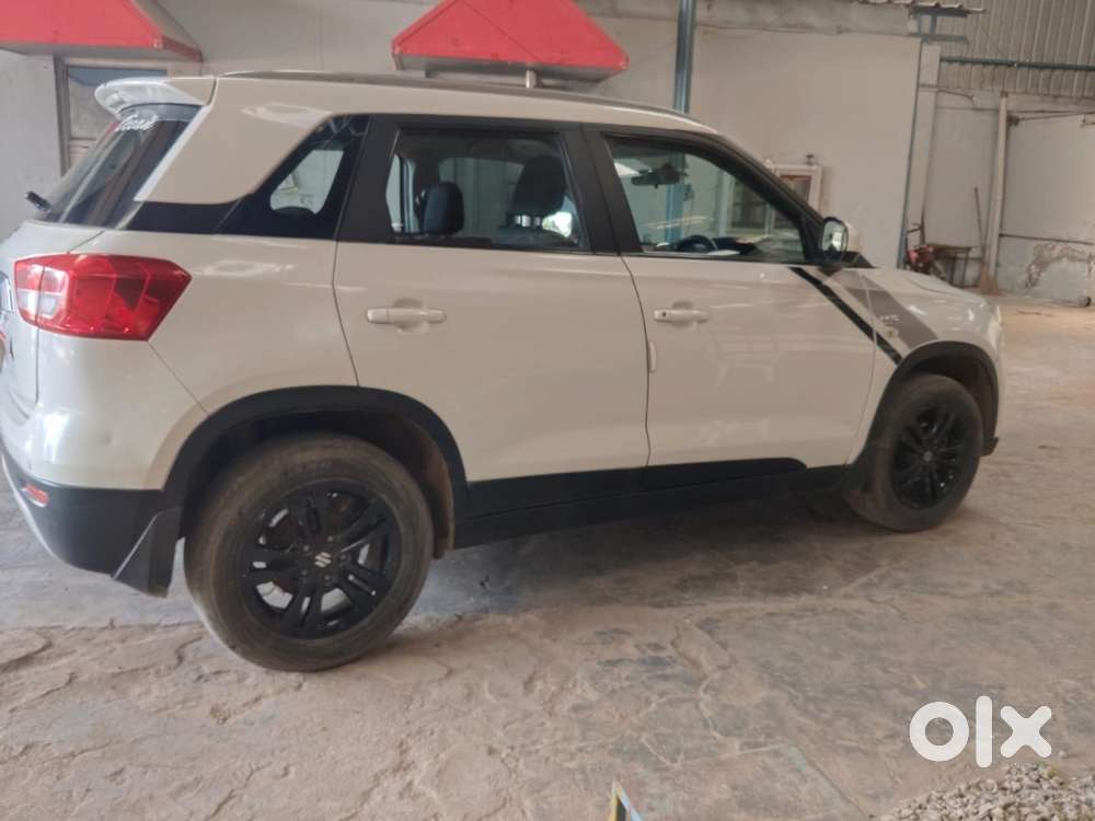Maruti Suzuki Brezza Automatic 2019 Diesel 90000 Km Driven