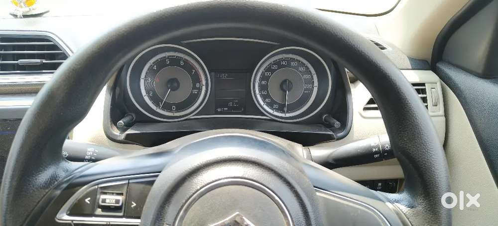 Marthi Swfit Dzire 2023 Petrol -taxi Board