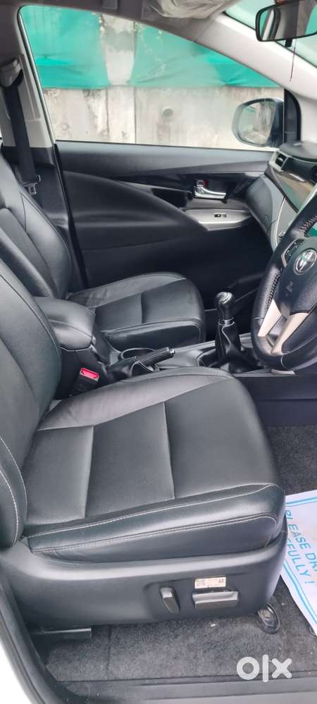 Toyota Innova Crysta 2.4 G Mt 8s, 2020, Diesel