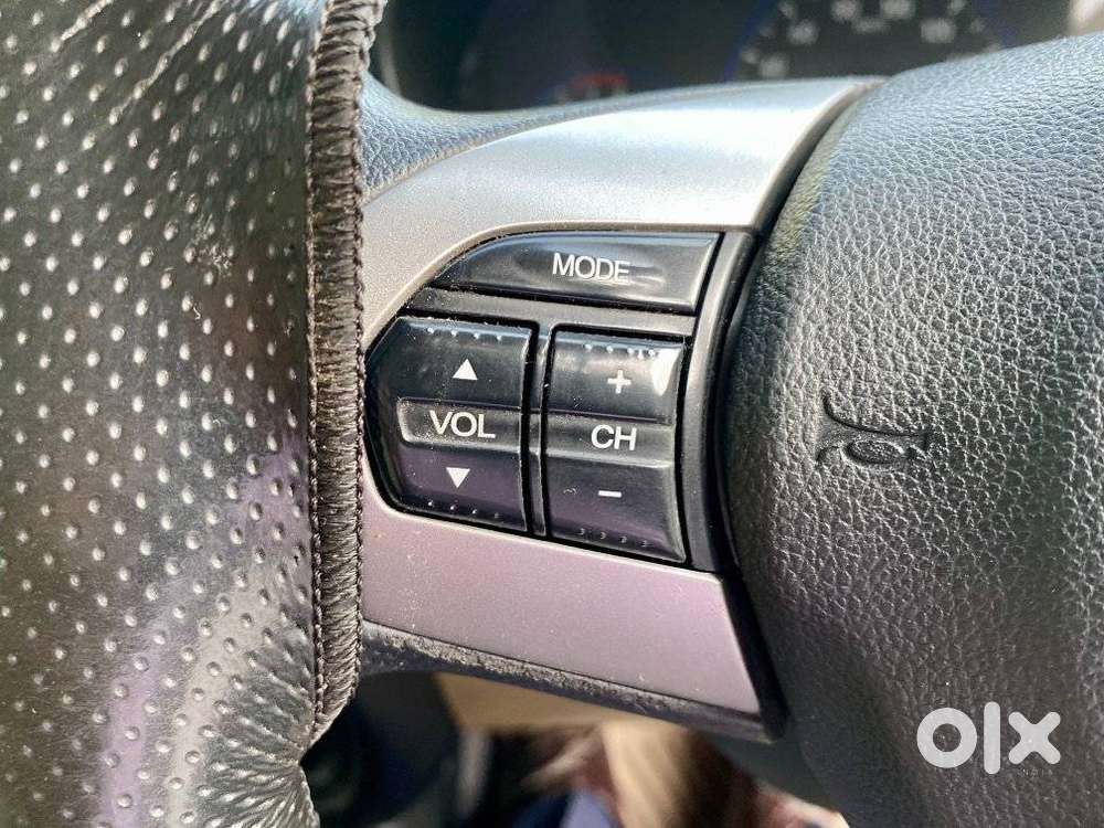 Honda Amaze 1.2 S I-vtec At, 2016, Cng & Hybrids