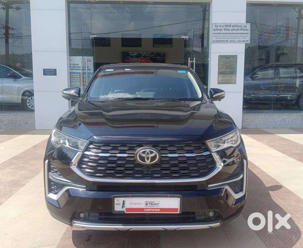 Toyota Innova Hycross 2.0 Vx Hybrid 7 Str, 2023, Petrol