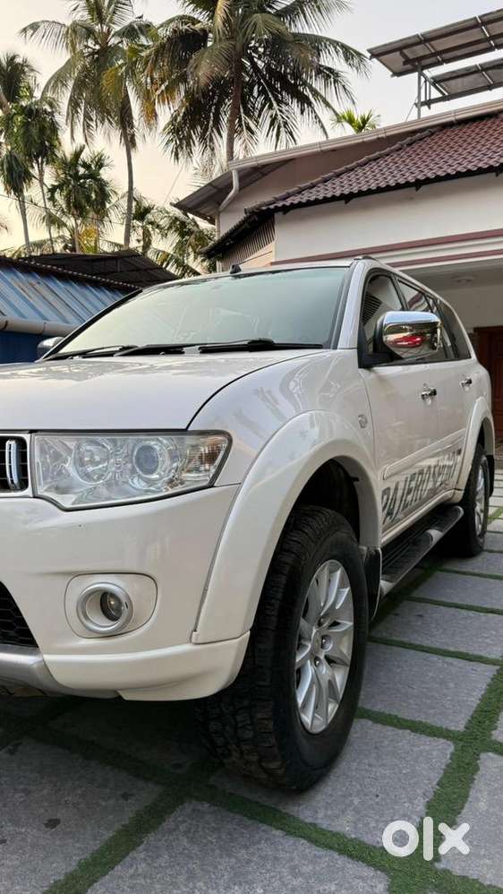 Mitsubishi Pajero Sport 2014 Diesel Original Kerala