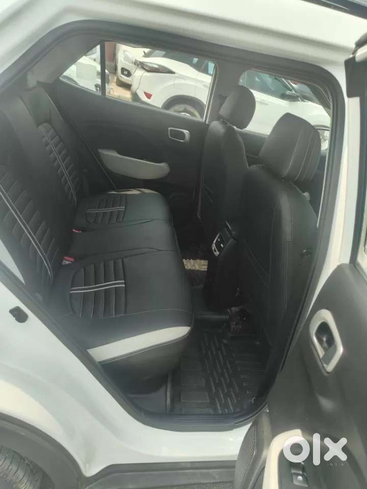 Hyundai Venue 1.2 S Plus, 2022, Petrol