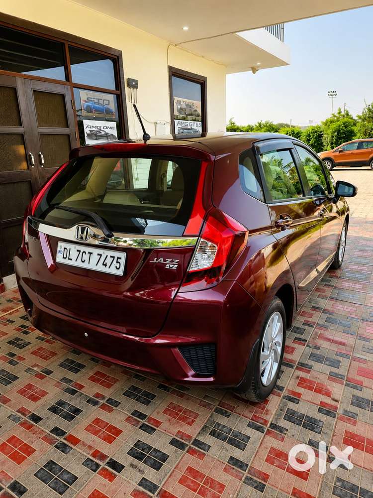Honda Jazz V Automatic, 2015, Petrol