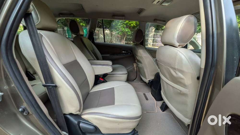 Toyota Innova 2.5 V 7 Str, 2016, Diesel