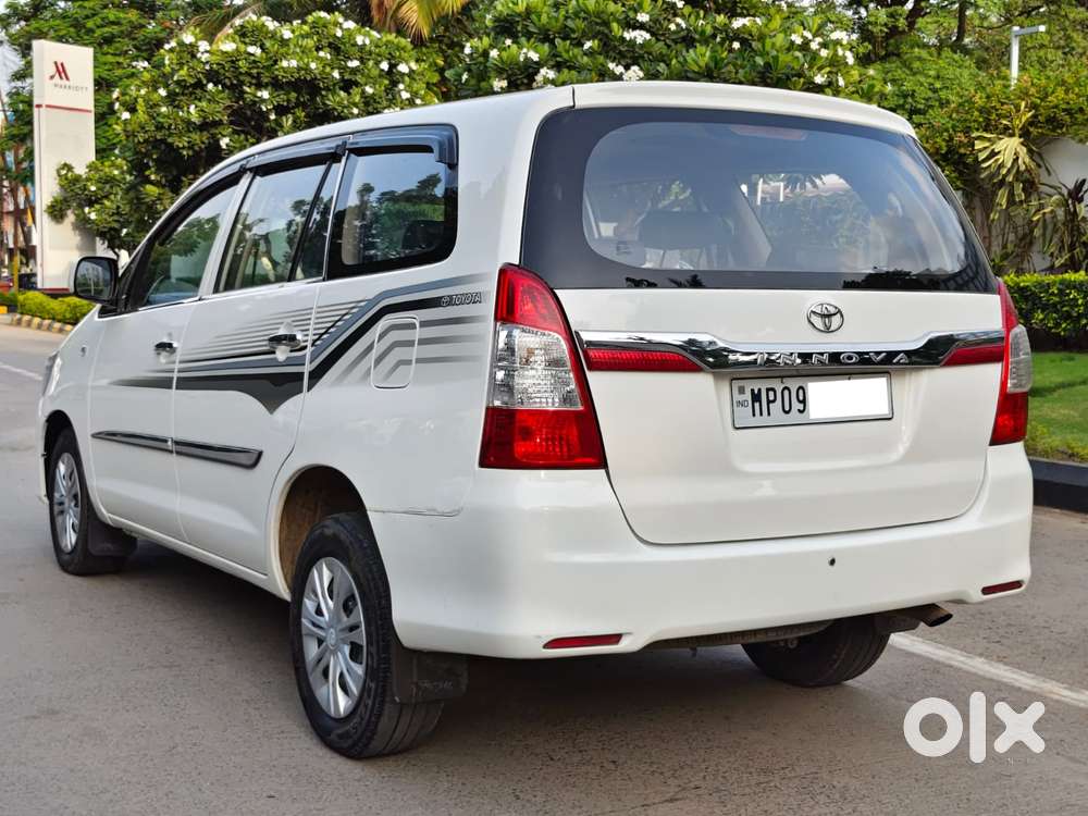 Toyota Innova 2.5 G (diesel) 7 Seater Bs Iv, 2016, Diesel