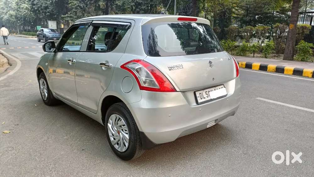 Maruti Suzuki Swift Lxi 2017 Cng