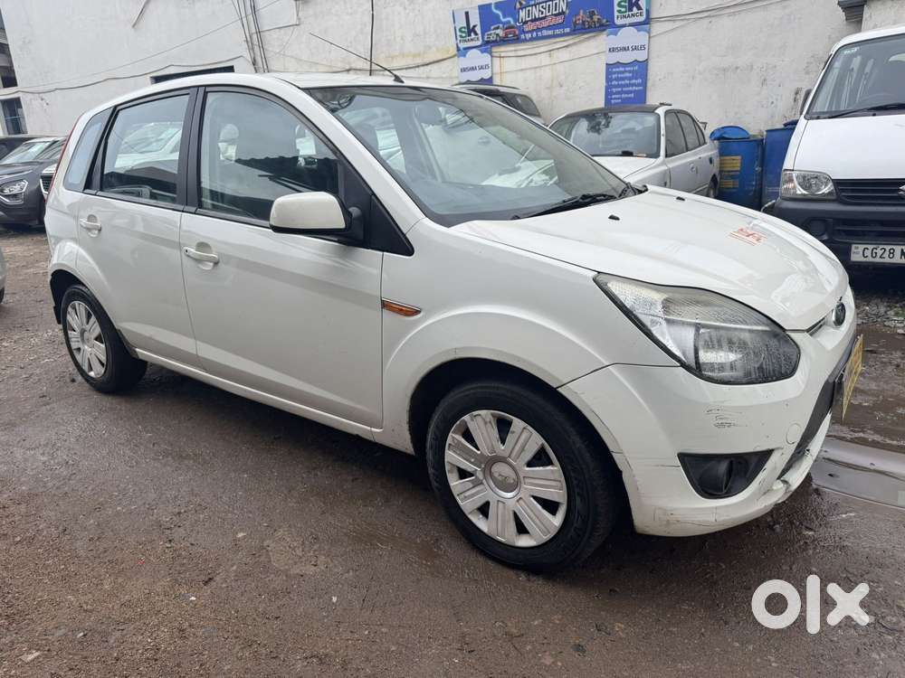 Ford Figo 1.2p Trend Mt, 2012, Petrol