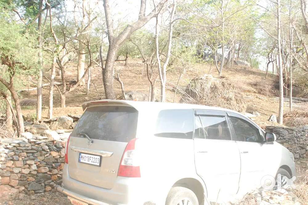 Toyota Innova 2012 Diesel Well Maintained
