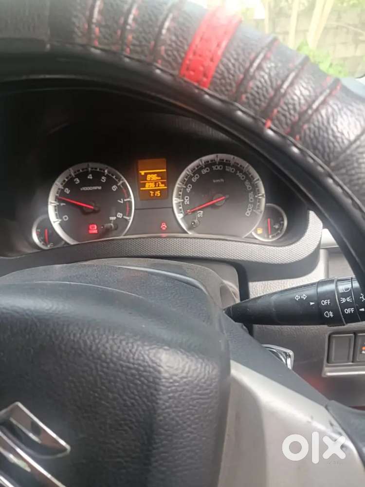 Maruti Suzuki Swift Petrol 2013