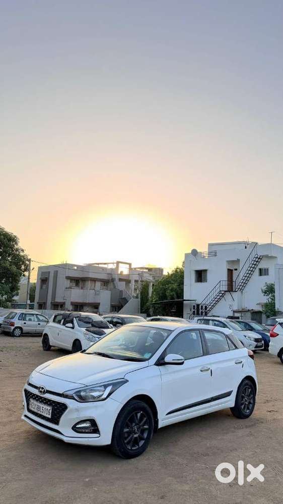 Hyundai I20 1.4 Sportz, 2019, Cng & Hybrids