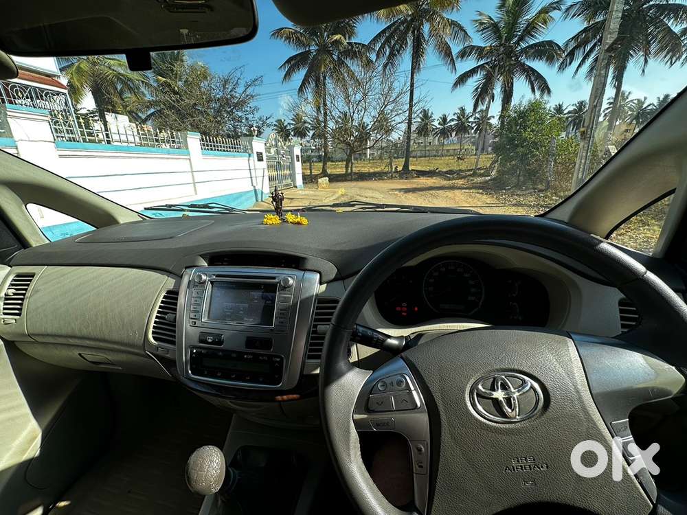 Toyota Innova Diesel 2014