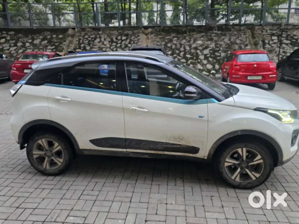 Tata Nexon Ev Max 2022 Xz Plus Fast Charger